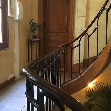 Proche Du Louvre Apartamento *